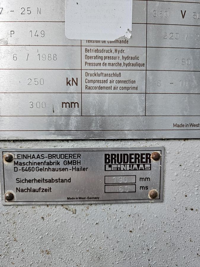 Used 1988 Bruderer DWP R07 25N