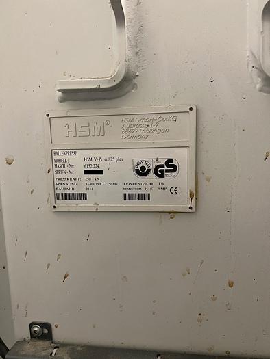 Used HSM V-Press 825 vertical baling press