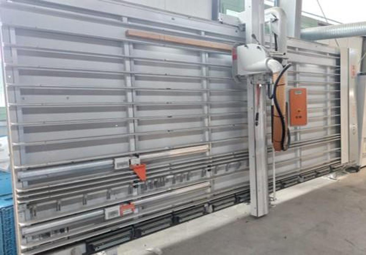 Used 2011 HOLZHER 1255