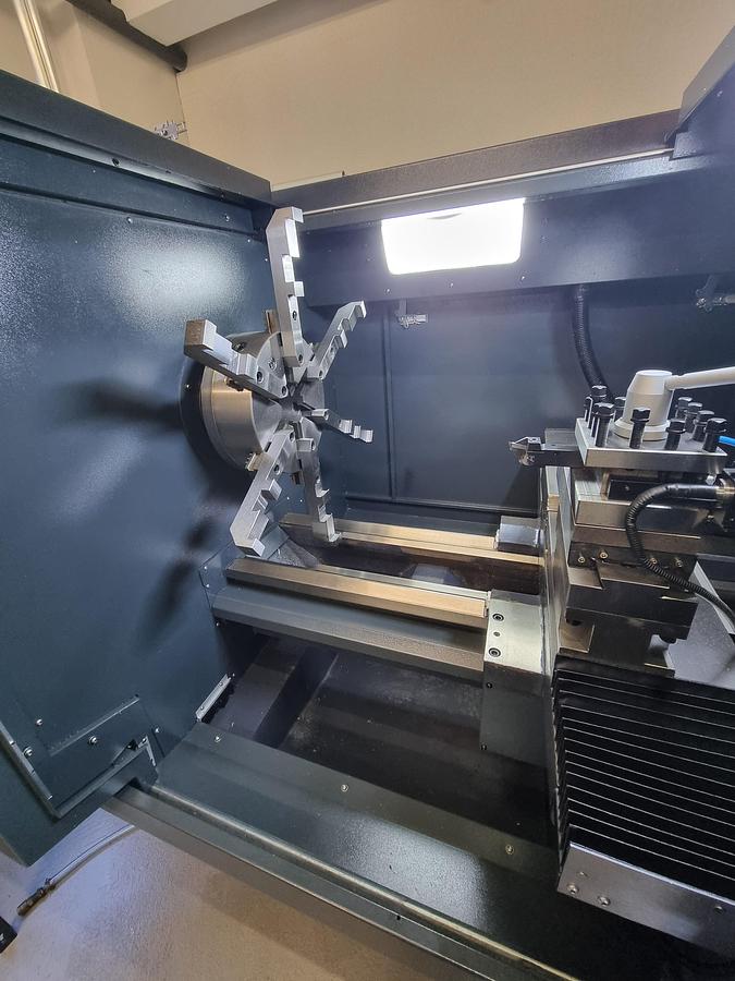 Used 2022 Mainhattan-Wheels CNC-MW28H Wheel Lathe