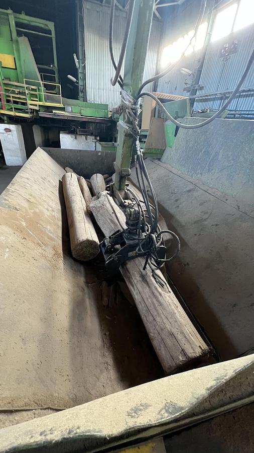 Used Bezner wood chip production line