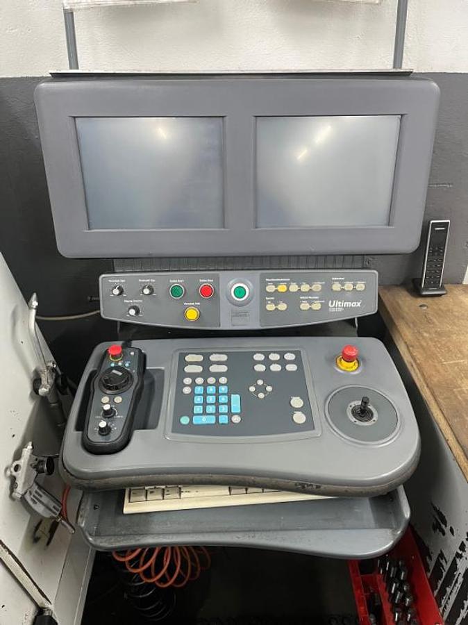 Used  2004 Hurco VMX1 CNC milling machine