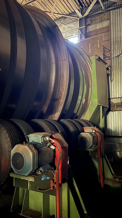 Used Bezner wood chip production line