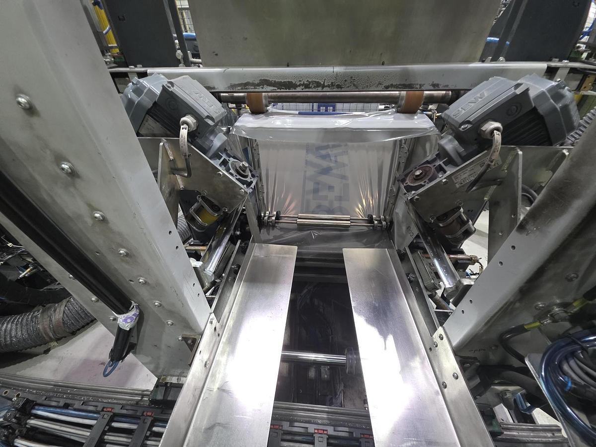 Used Tentoma RoRo StretchPack Semi-flow Packaging Machine