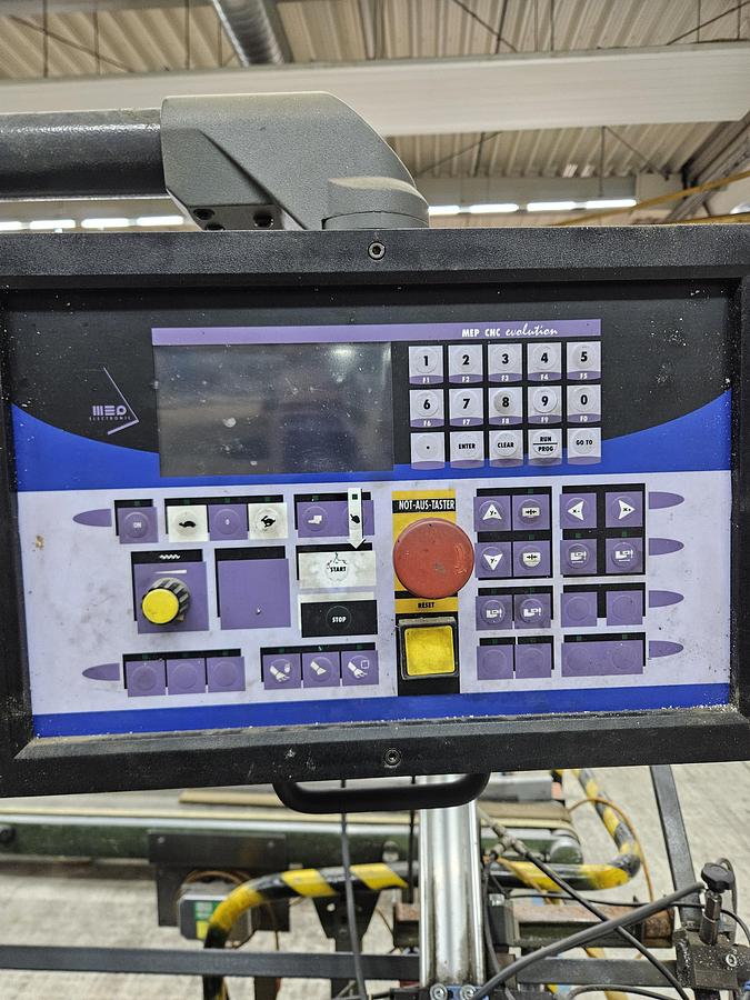 Used 2002 MEP Condor 90