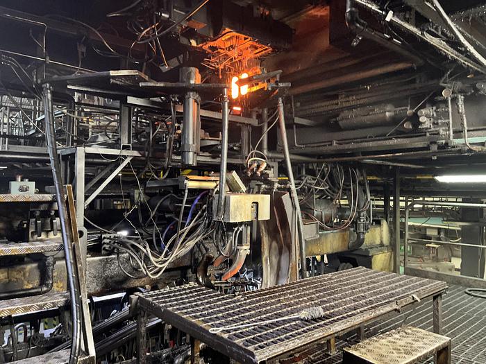 Used EMHART IS10 - EF 6 1/4 '' DG LH Hotend glass production line