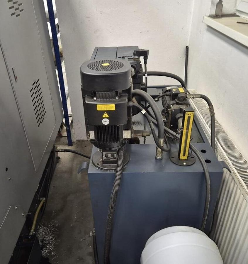 Used 2013 Pinnacle VMC 1160