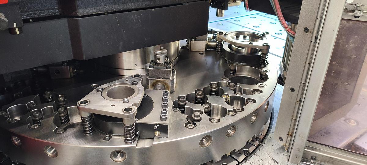 Used 2008 AMADA AC-2510 NT