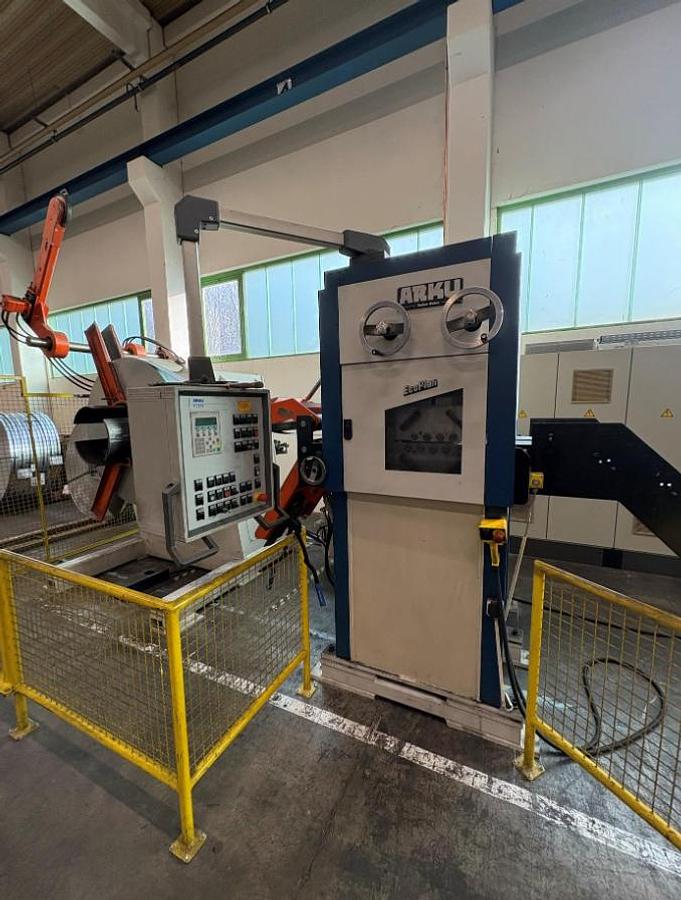 Used Used Raster RNL 200/2000 200-Tonne Eccentric Press with ARKU Coil Line 