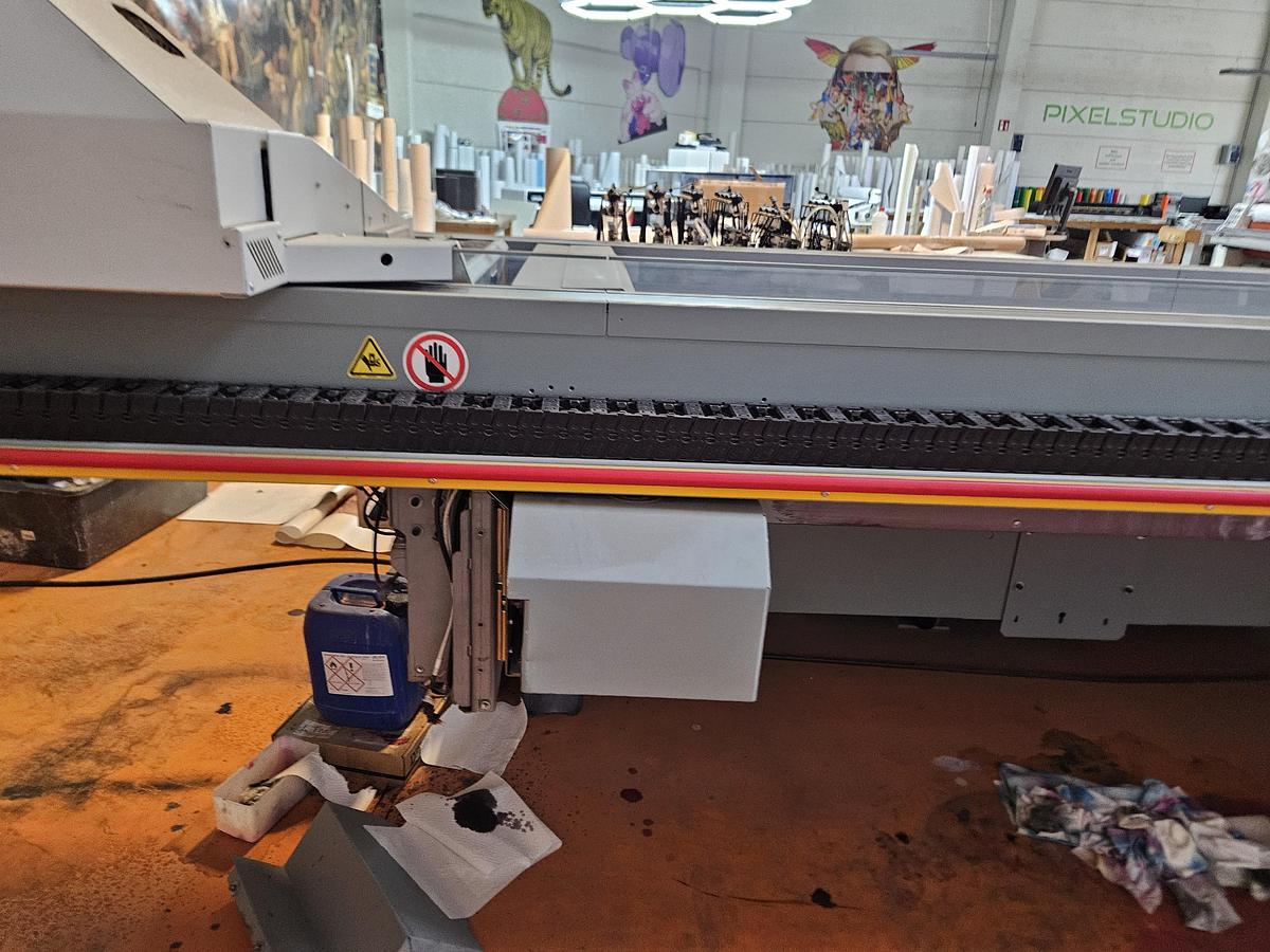 Used 2012 Agfa Anapurna + OCE arizona + printing machines package