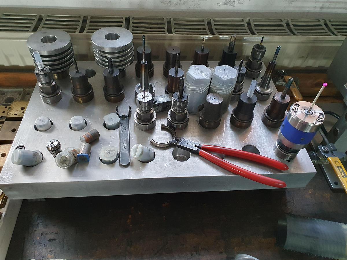 Used 2000 Röders RFM760 High-Speed  Milling Machine 