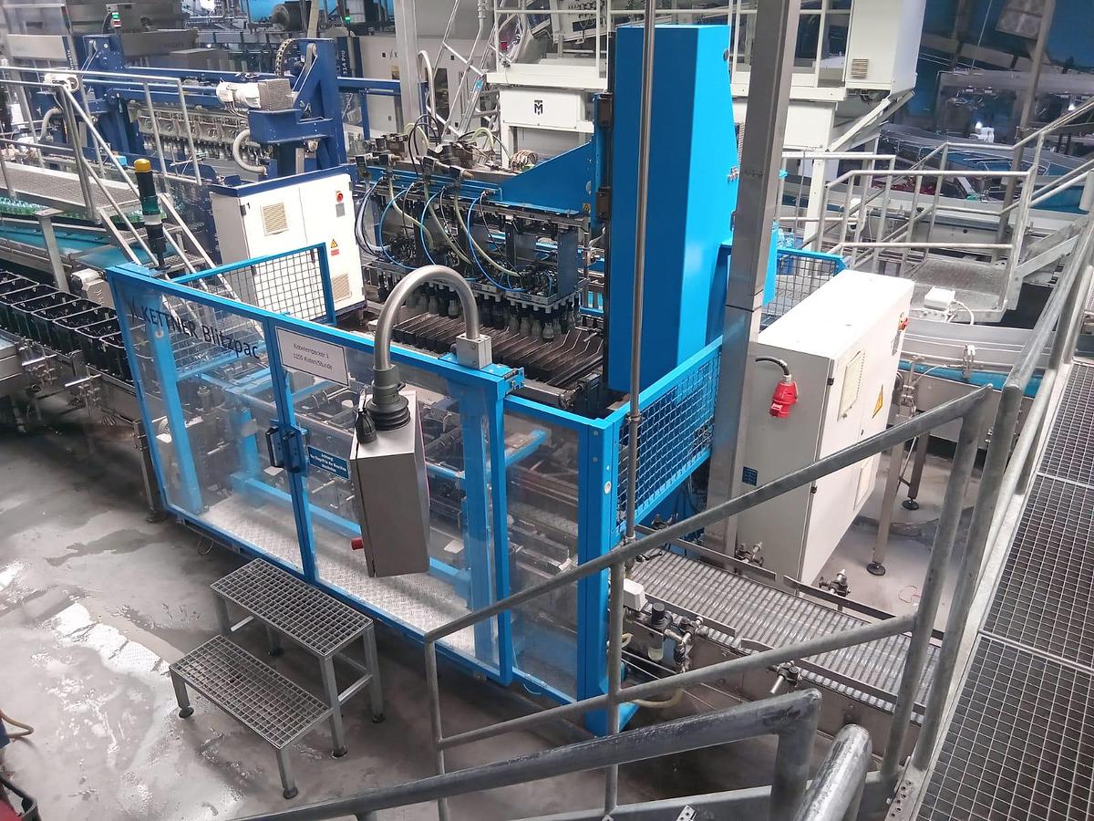 Used 2003 Kettner PET Crate Packer