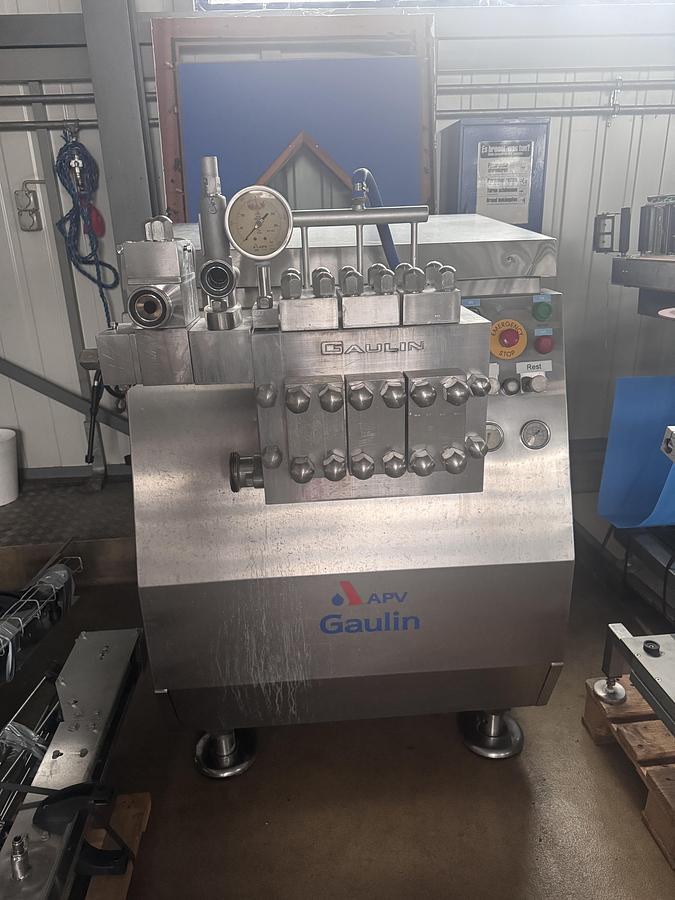 Used Dairy Processing Bundle — Pasteur 2500L/H with Centrifuge and Homogenizer, Bottling Line with Labeling System, and 400L Butter Churn