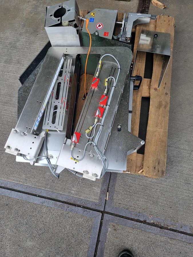 Used 2015 Krones Linatronic M K735E02 Empty Bottle Inspector