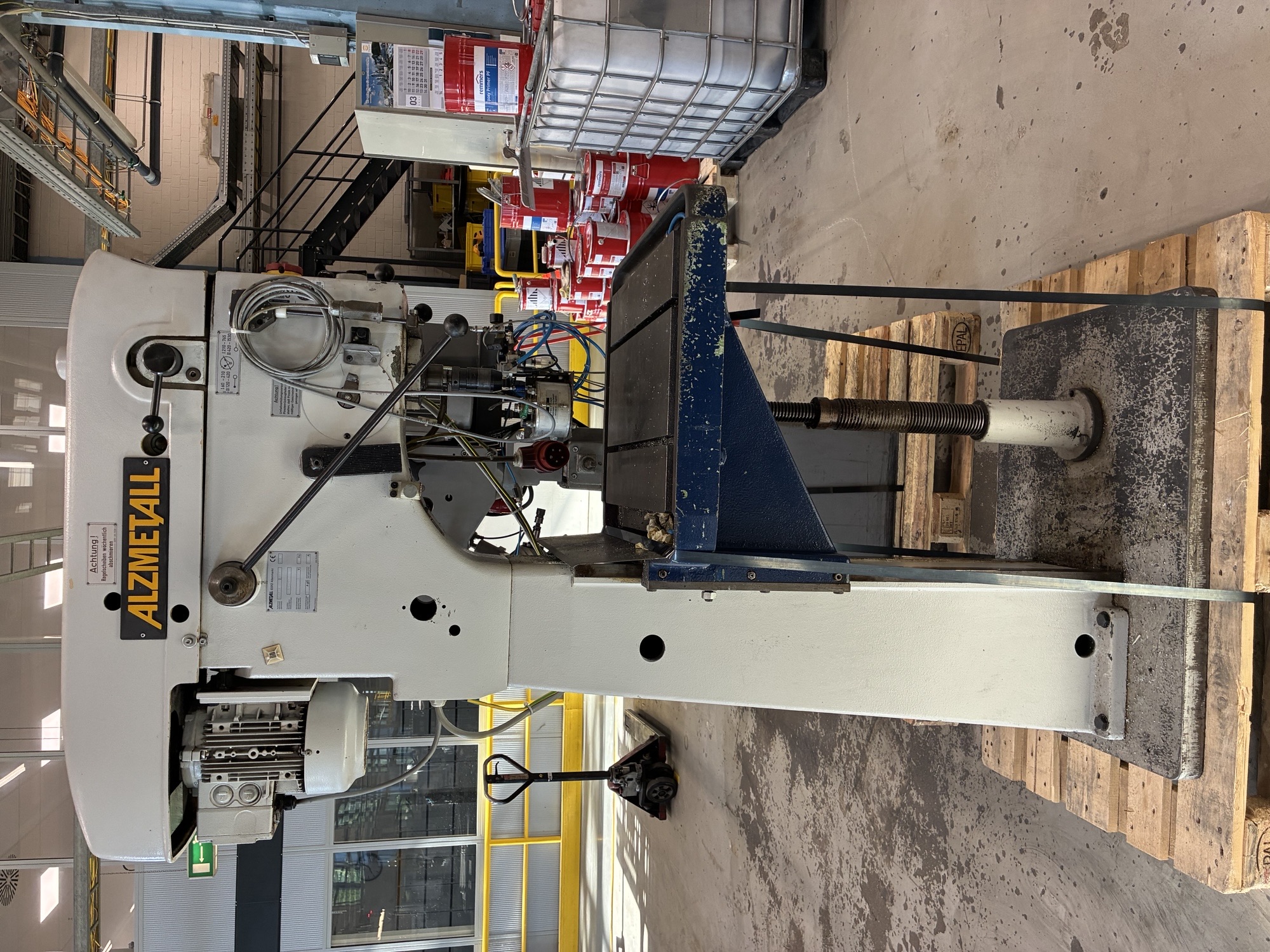 Used 2001 Alzmetall AB 4/HST Column Drilling Machine