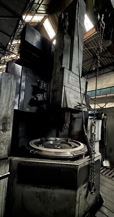 Used TOS SKIQ 12 CNC