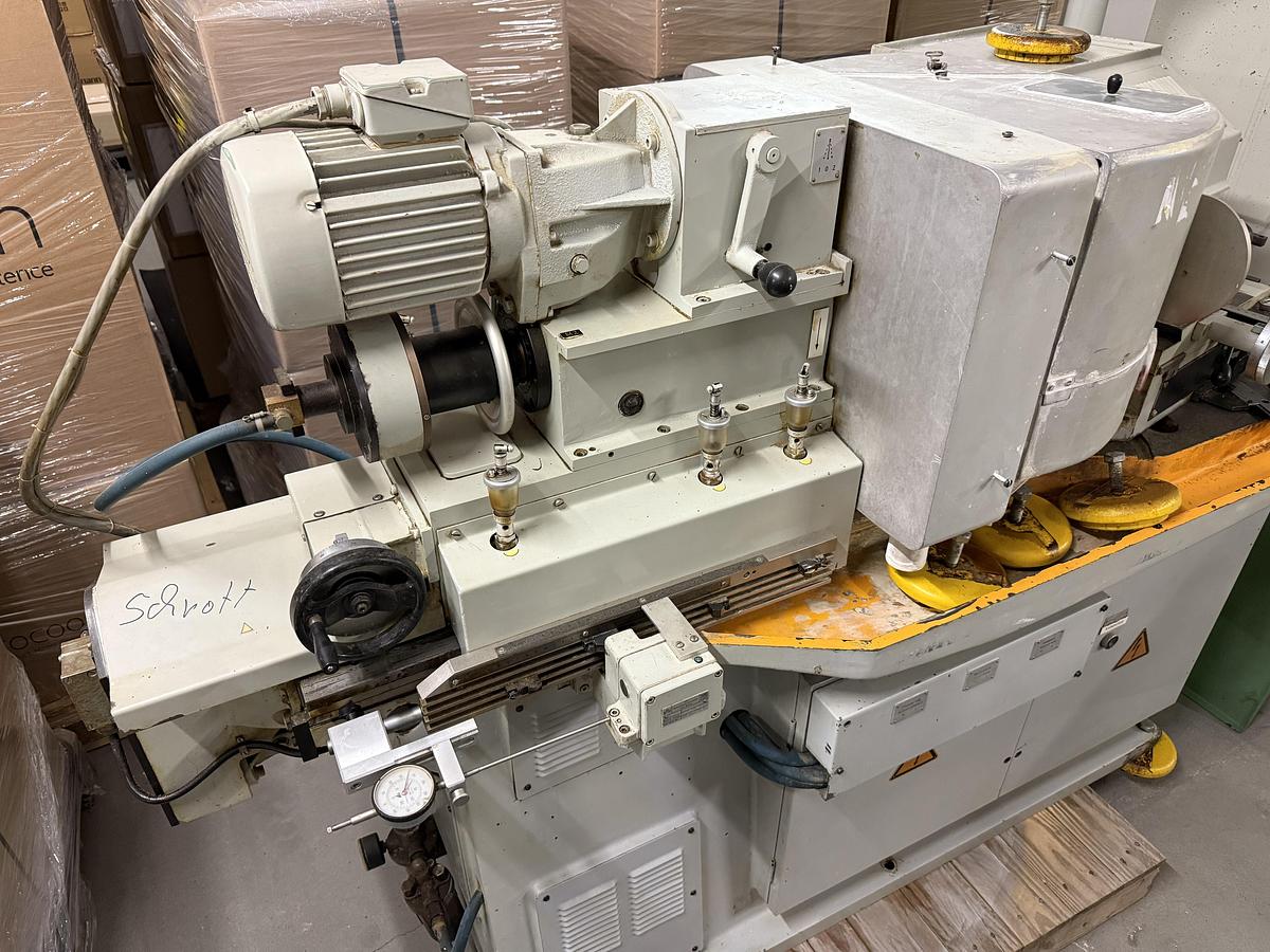 Used Carl Zeiss OVS 250 Glass Grinding Machine