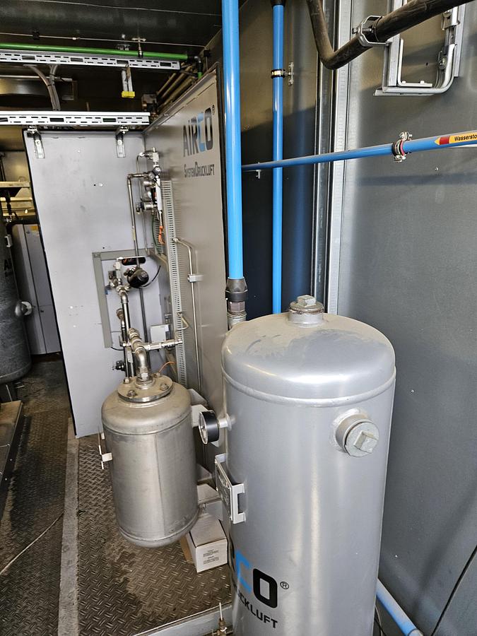 Used Airco Nitrogen container