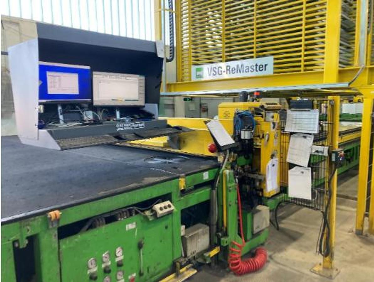 Used 2002 Hegla VSG-A 46 MT Cutting System