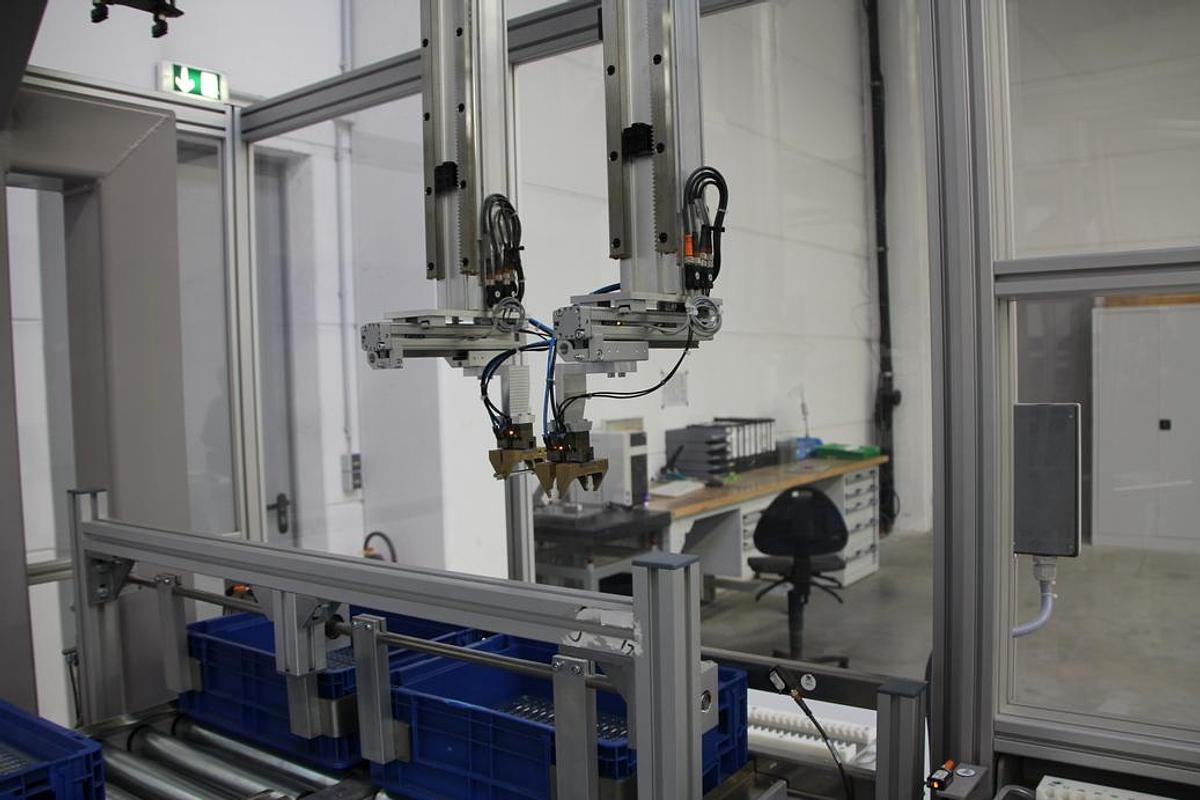 Used 2010 Automated Surface Finishing Line with Güdel Transport System