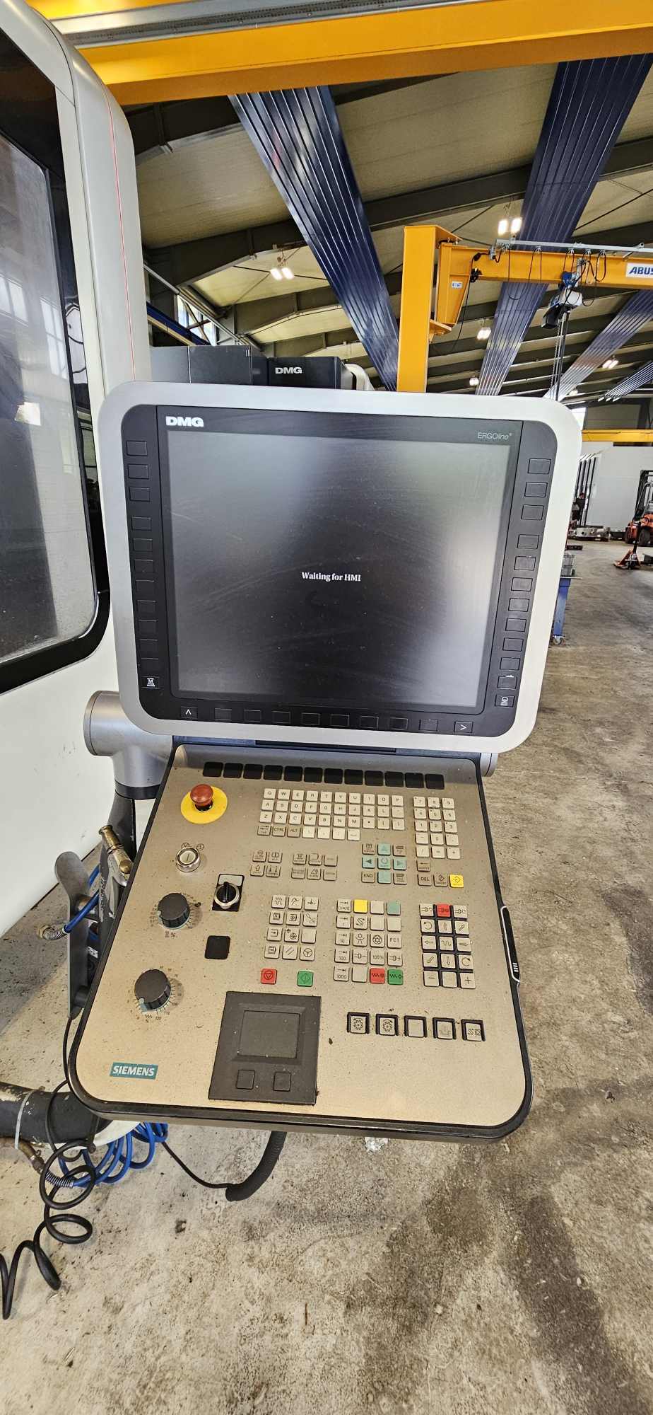 Used 2010 Deckel Maho DMF260/7