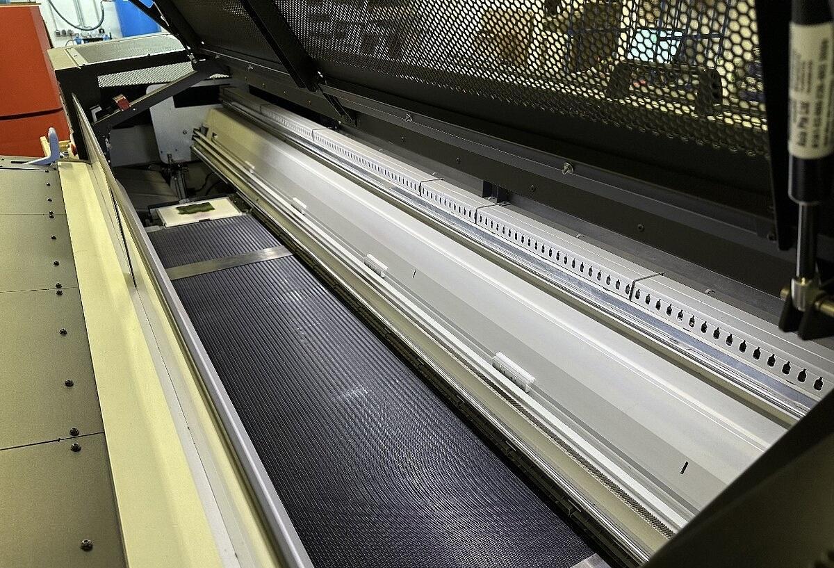 Used 2021 HP Latex R1000