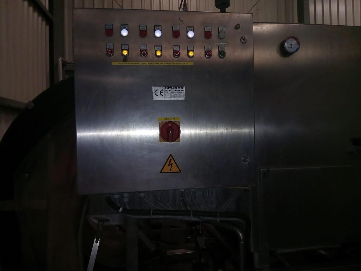 Used 2000 Krones Zierk PET crate washing system
