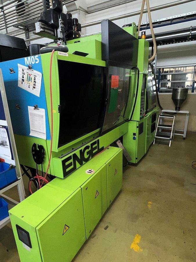 Used 2004 Engel VC 330/80