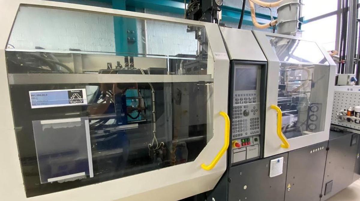 Used 2003 Demag  Ergotech MULTI