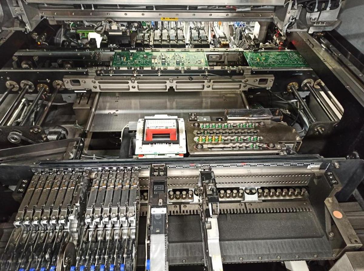 Used 2009  JUKI KE-2080L