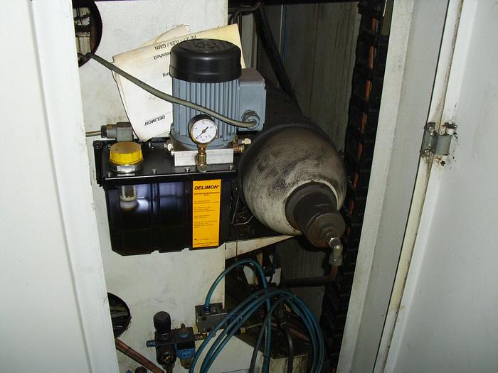 Used 1994 Auerbacher FUW 1005