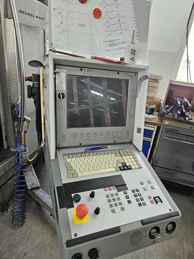 Used 2001 Deckel Maho DMU 50T