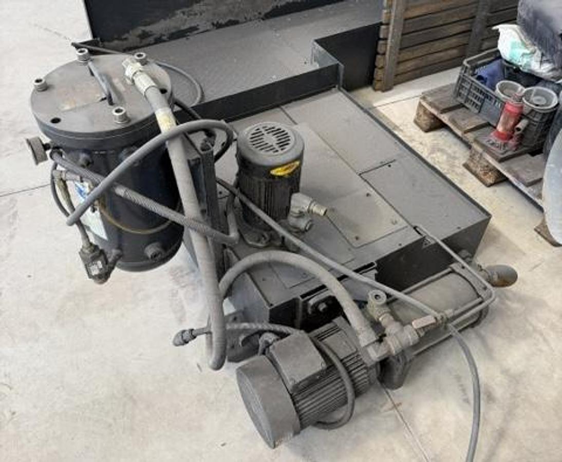 Used 2010 Doosan DNM 400