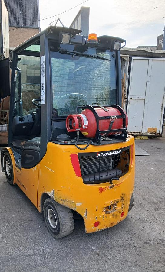 Used 2014 Jungheinrich TFG320S