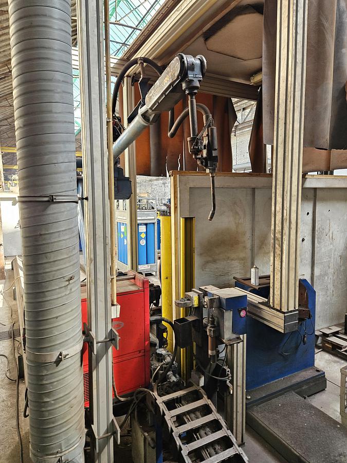 Used 2000 Motoman YR