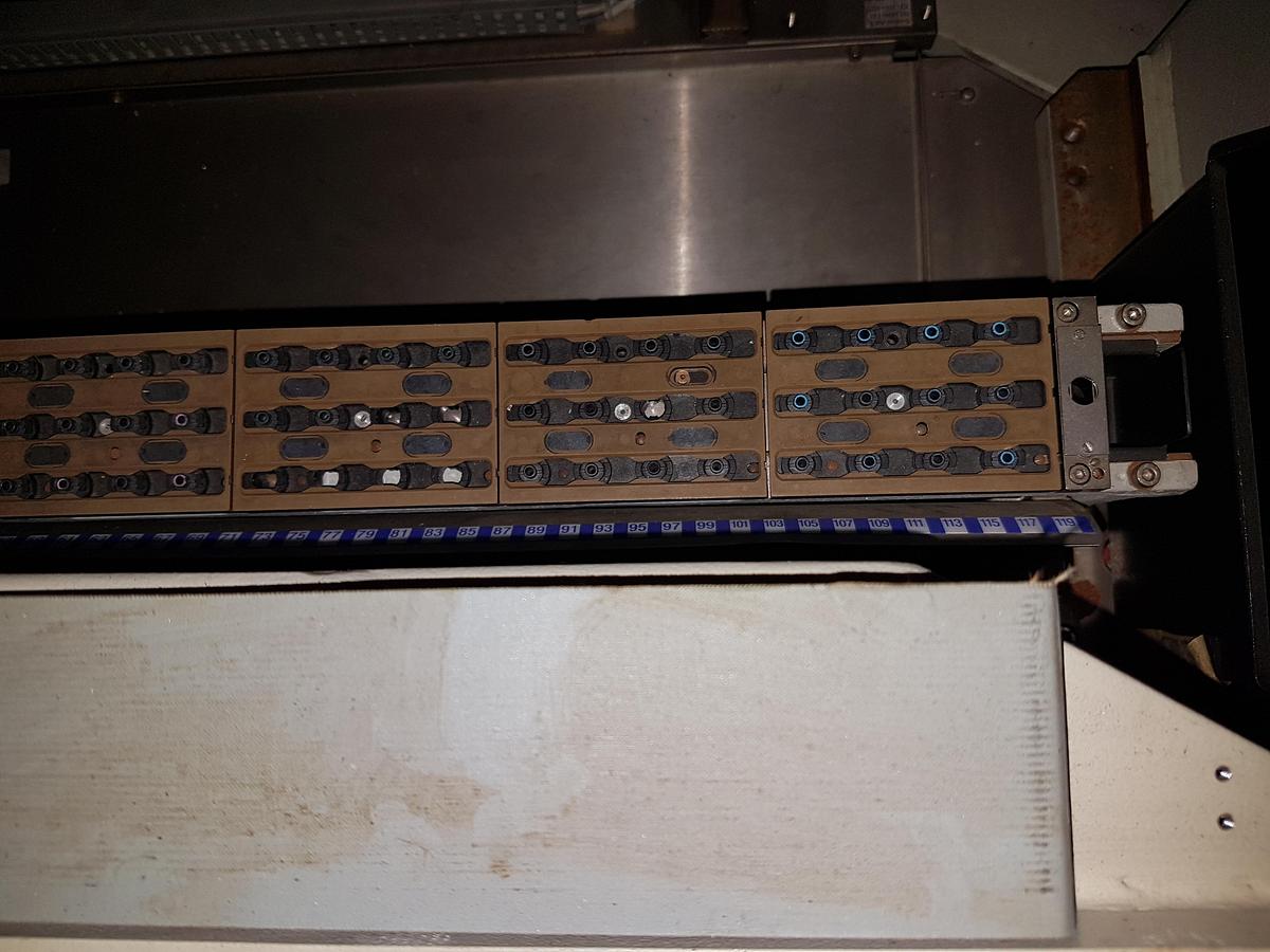 Used Siemens Siplace SMT Machines  Package