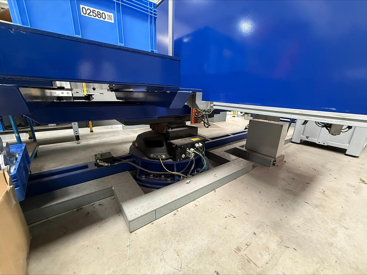 Used 2020 Kuka Robotic Welding Cell