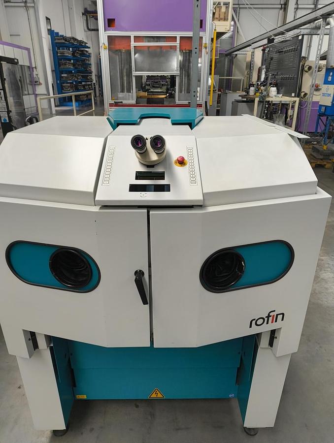 Used 2003 Rofin Baasel Lasertech SWT 5009 Laser Welding Machine