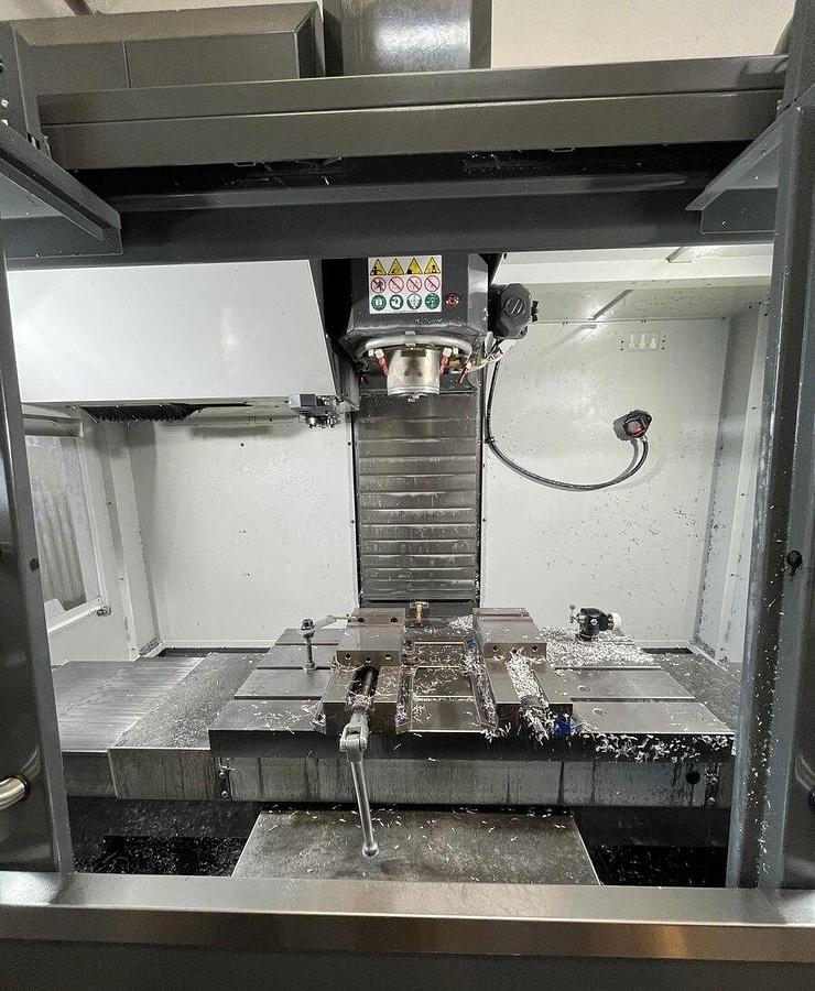 Used 2024 Haas VF-2 SSYT