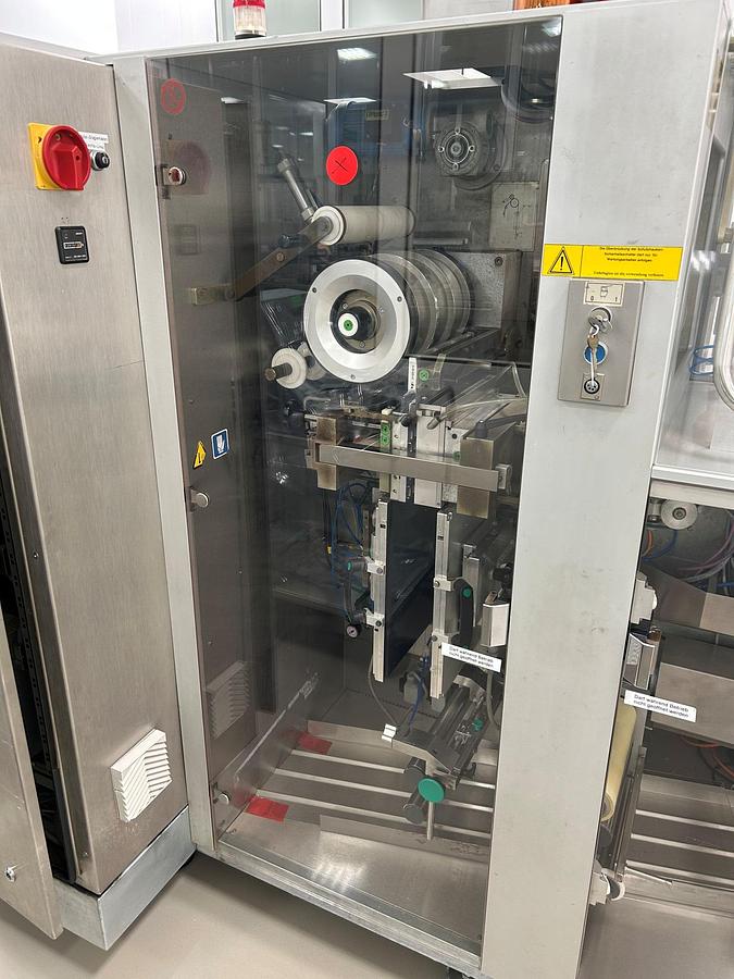 Used 1996 Marchesini MB450 Blister Packaging Machine