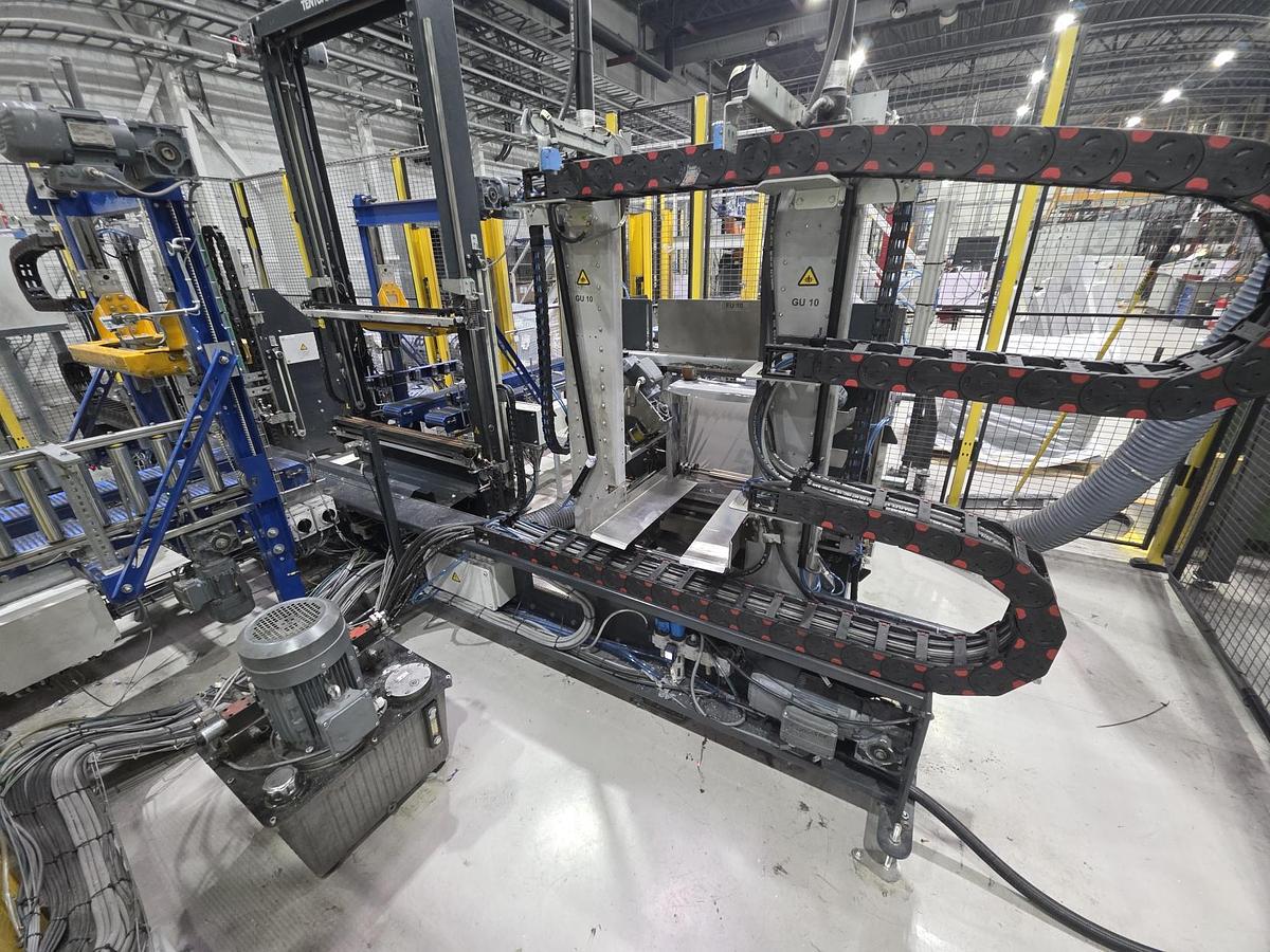 Used Tentoma RoRo StretchPack Semi-flow Packaging Machine