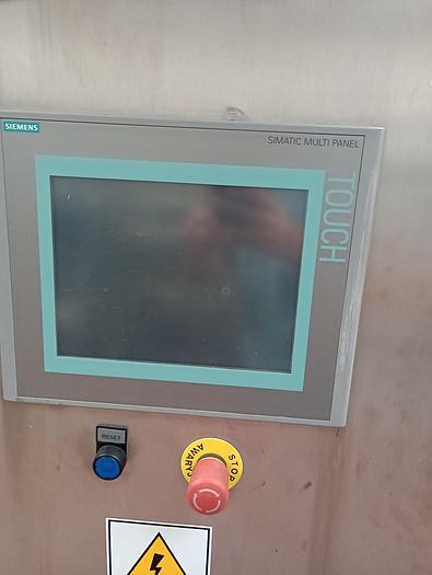 Used BOTTLE FILLING LINE 24.000 bottles/hour