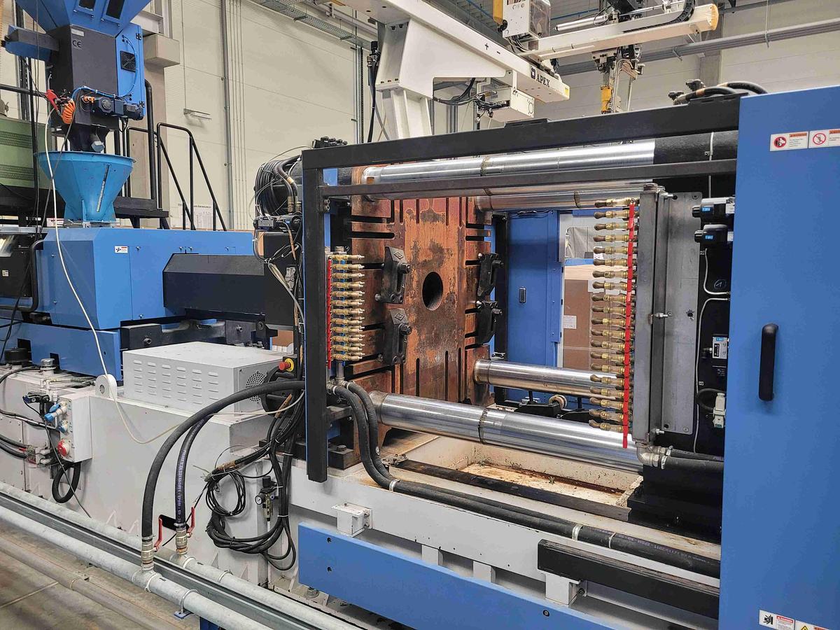 Used 2009 Fu Chun Shin Machinery SD 60004M