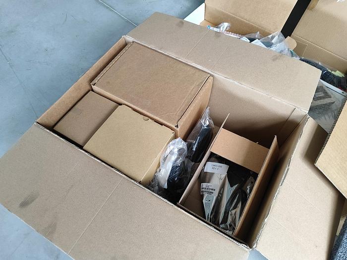 2021 OMRON 4-arms Quattro Robot iX