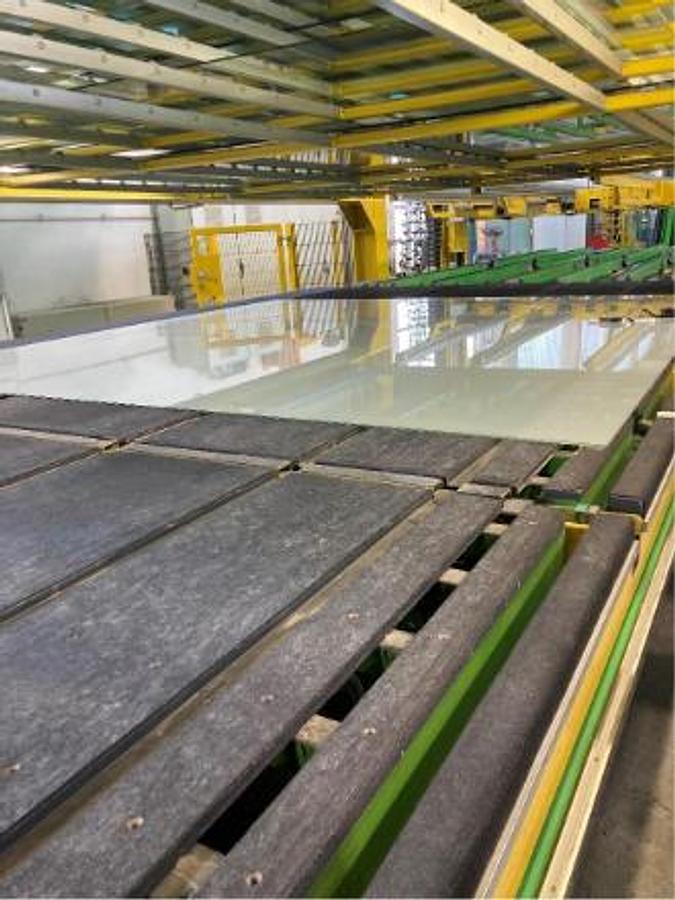 Used 2002 Hegla VSG-A 46 MT Cutting System