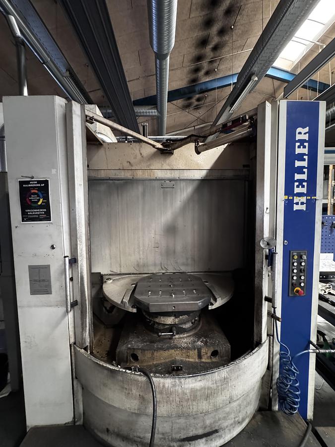Used 2007 HELLER MCH 250 4-axis Machining Center
