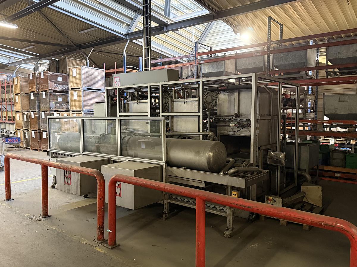 Used  2010 LPW  PowerJet 670 T4-V Twin Cleaning System 