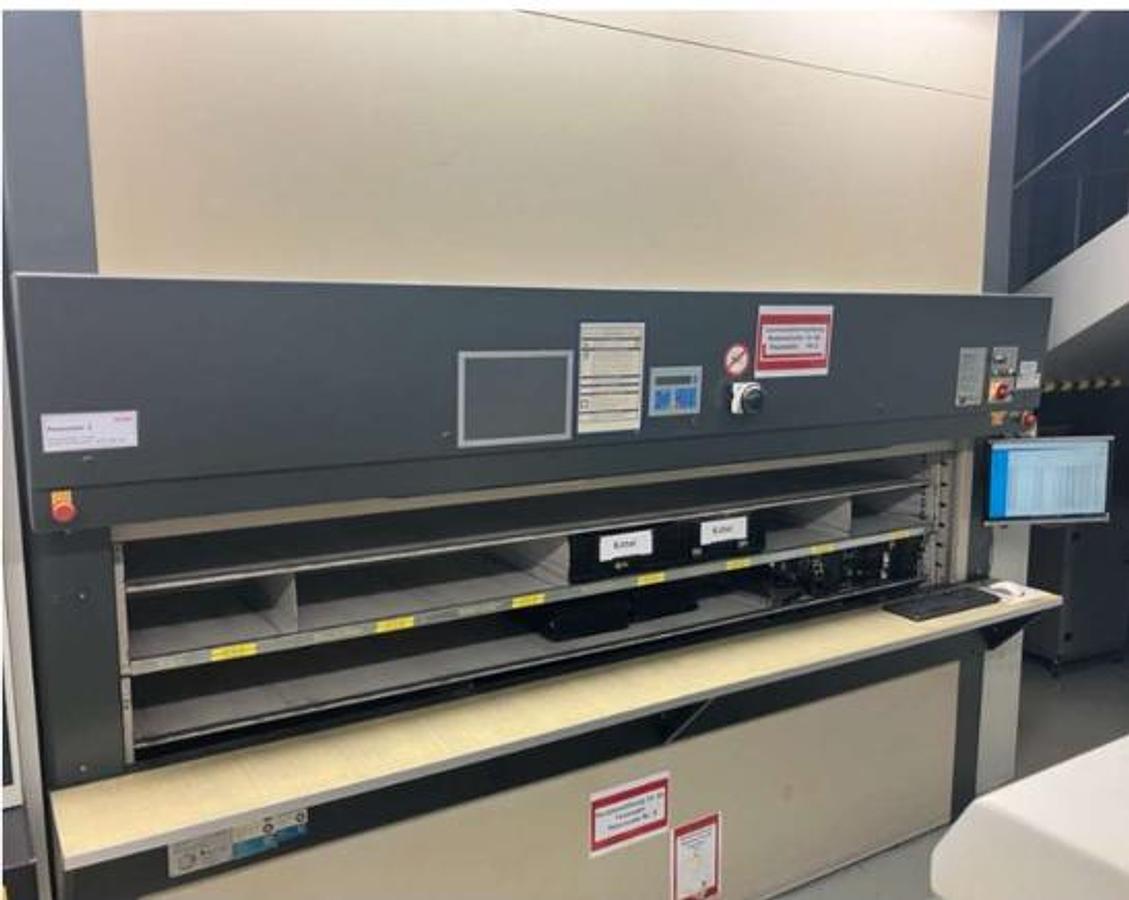 Used Kardex Vertical Carousel Storage System