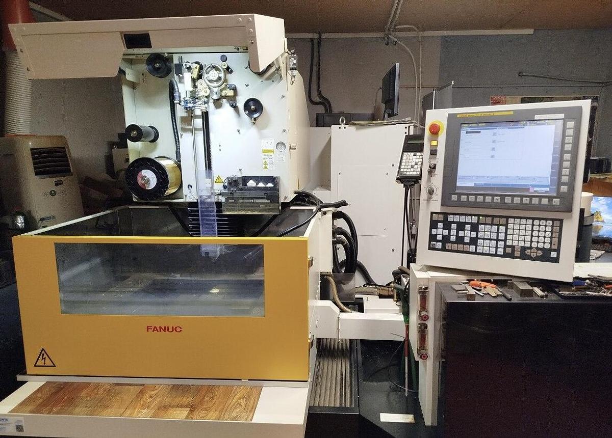 Used 2014 Fanuc  Robocut Alpha C600ia