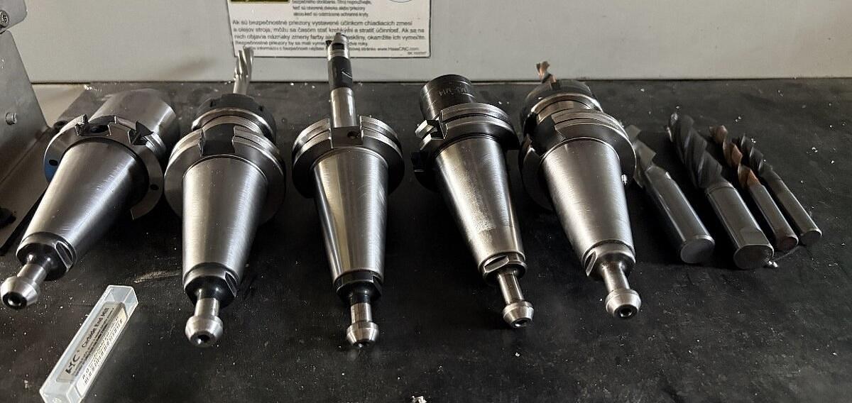 Used 2016 Haas VF-8